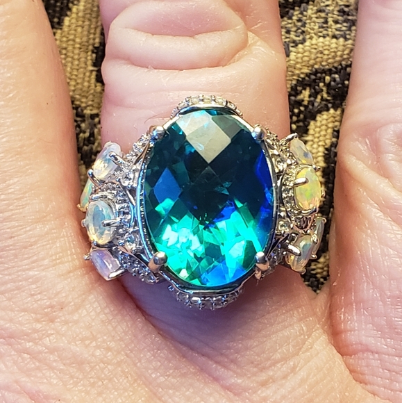 Peacock Quartz and Ethiopian Opal Ring in Platinum Over Sterling Silver - Picture 4 of 9